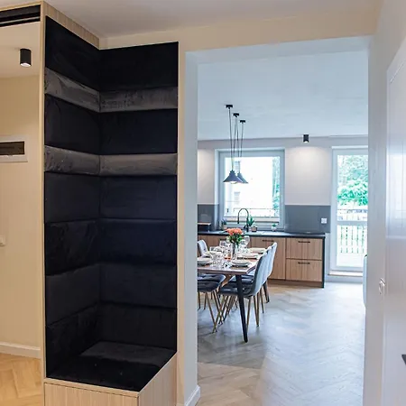 Rubin ボルネ・スリノボ