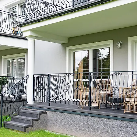 Rubin ボルネ・スリノボ